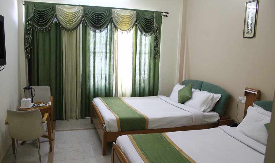 hotel maa trinayani palace
