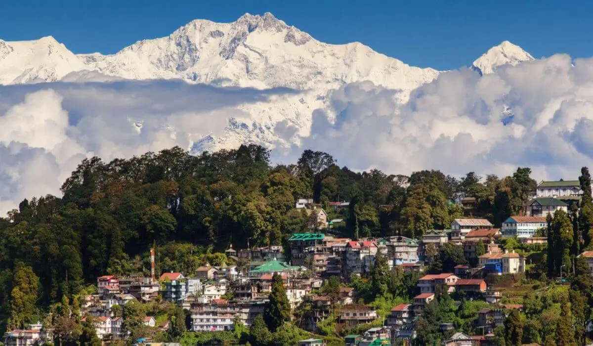 Darjeeling Gangtok Tour Package With Kalimpong And Lachung