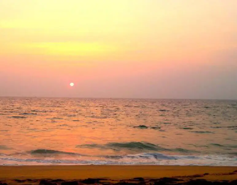 Madurai Rameshwaram Kanyakumari Tour Package From Ahmedabad By Flight