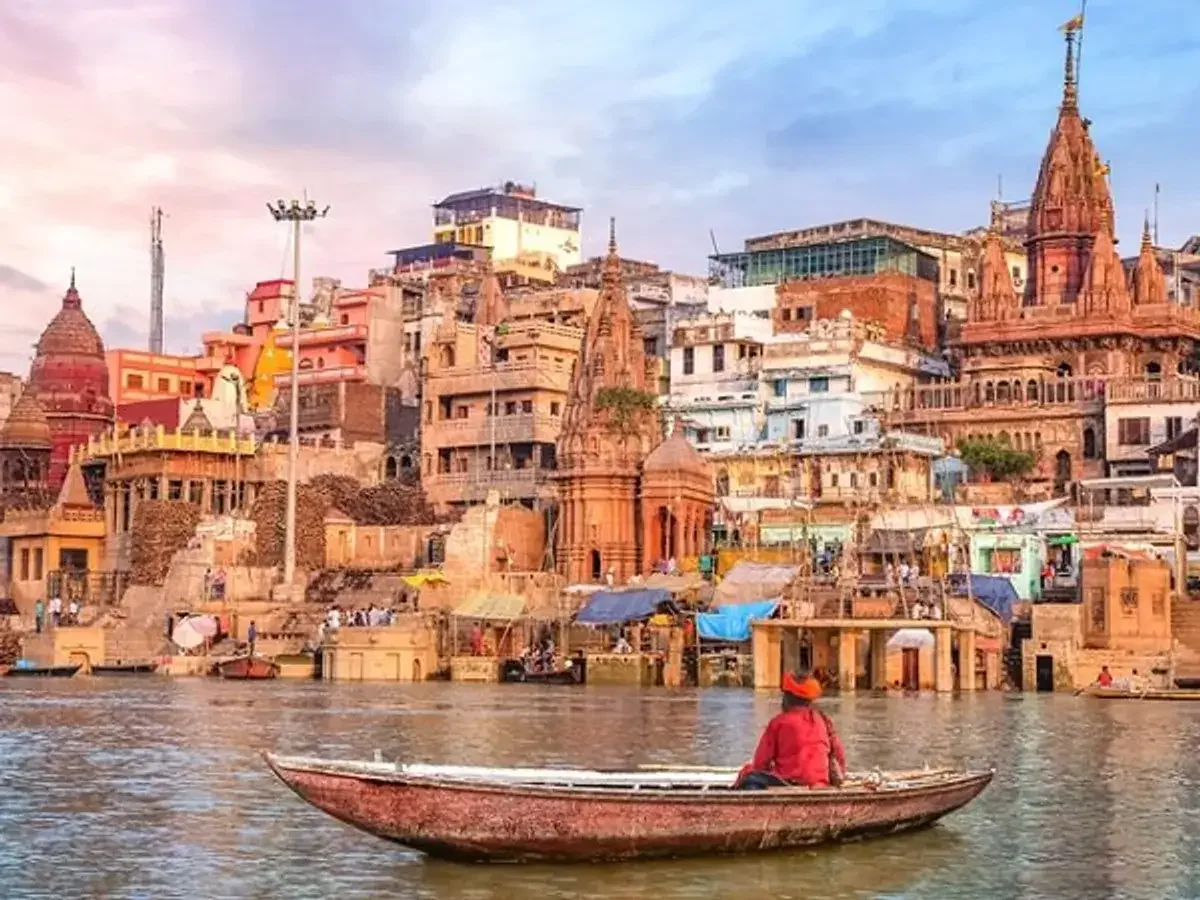 Kashi Vishwanath Tour Package From Delhi By Vande Bharat Express