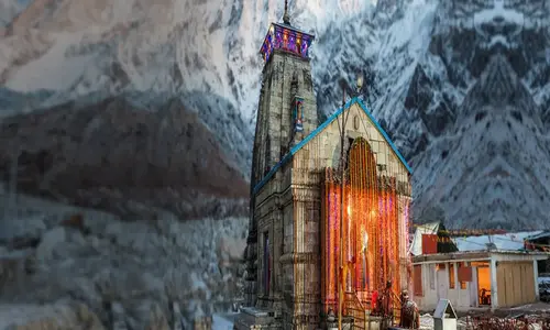 Char Dham Yatra Yamunotri Gangotri Kedarnath Badrinath Tour Package From Ahmedabad By Flight