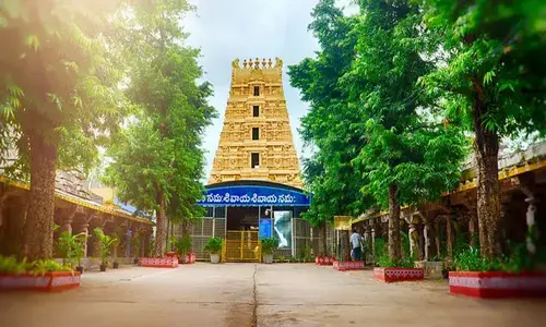 Mallikarjuna Jyotirlinga Srisailam Tour Package With Hyderabad From Ahmedabad By Flight